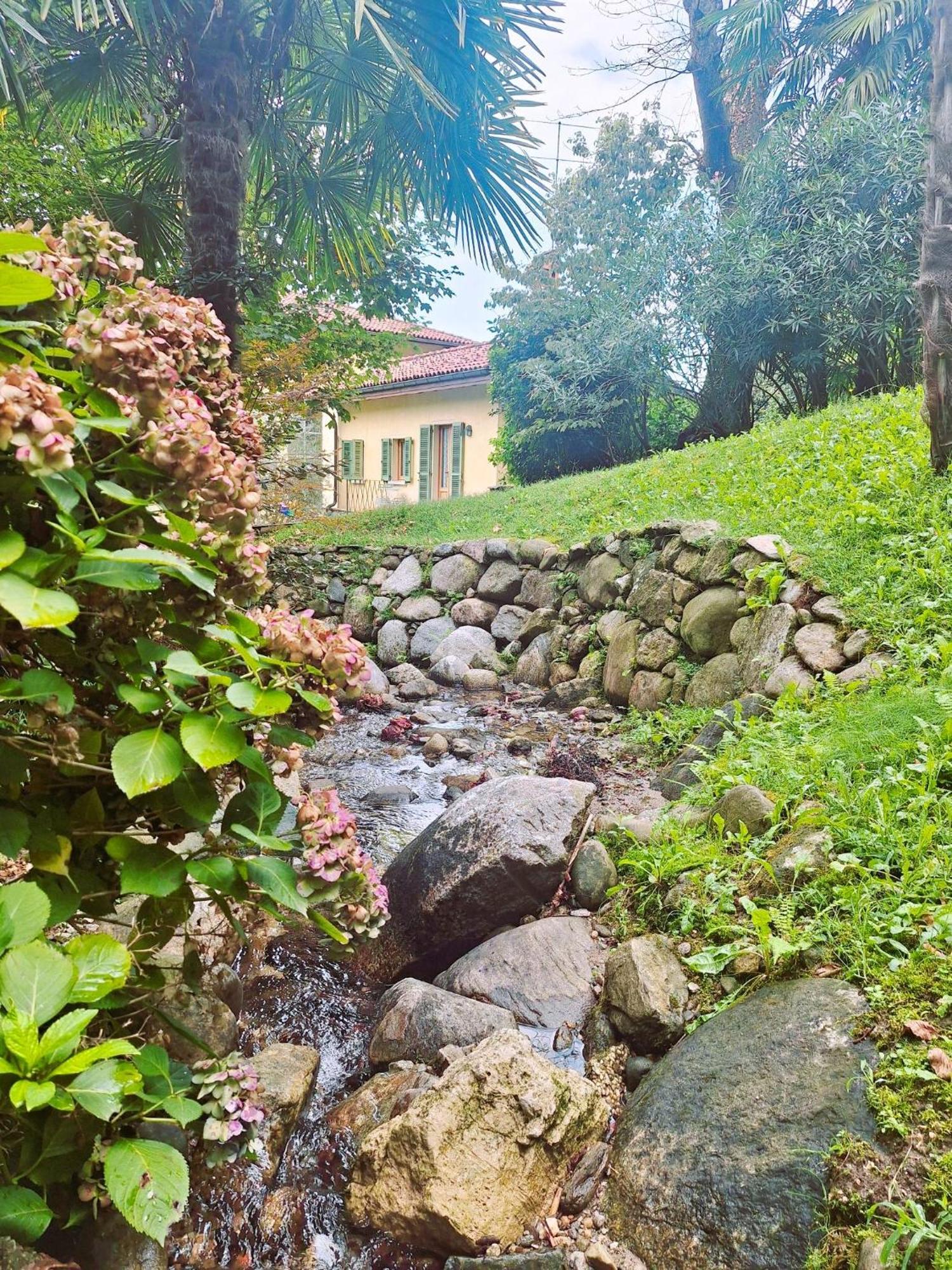 La Dependance Immersa Nel Parco Della Villa Isabella สเตรซา ภายนอก รูปภาพ